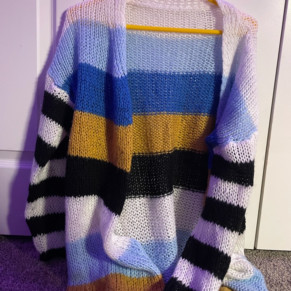 knit long sleeve sweater